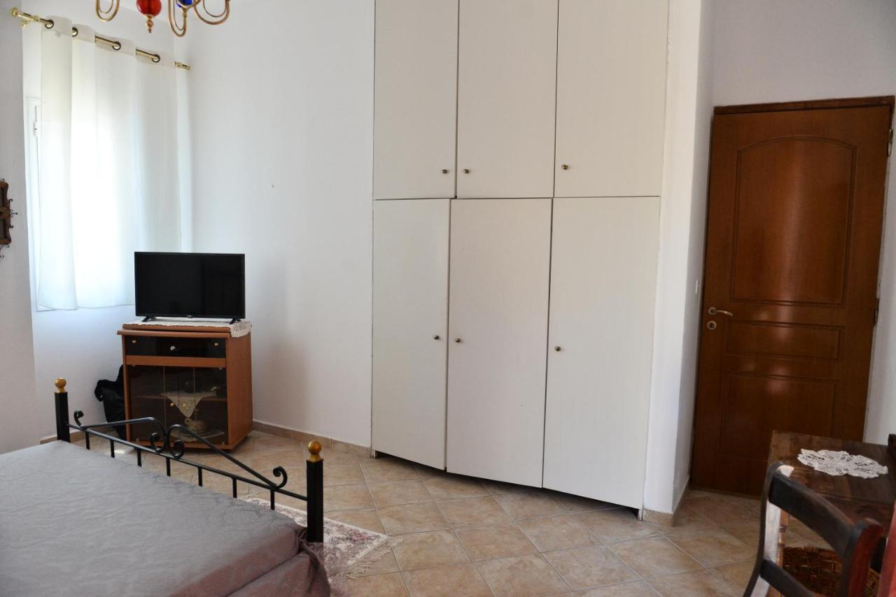 Κυκλαδίτικη Βίλα Στην Παραλία Αντώνηδες, Κύθνου Kíthnos Buitenkant foto