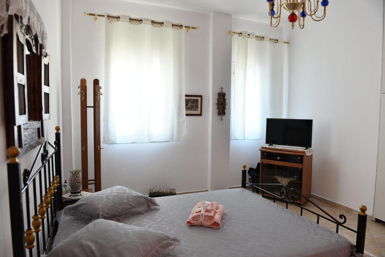 Κυκλαδίτικη Βίλα Στην Παραλία Αντώνηδες, Κύθνου Kíthnos Buitenkant foto